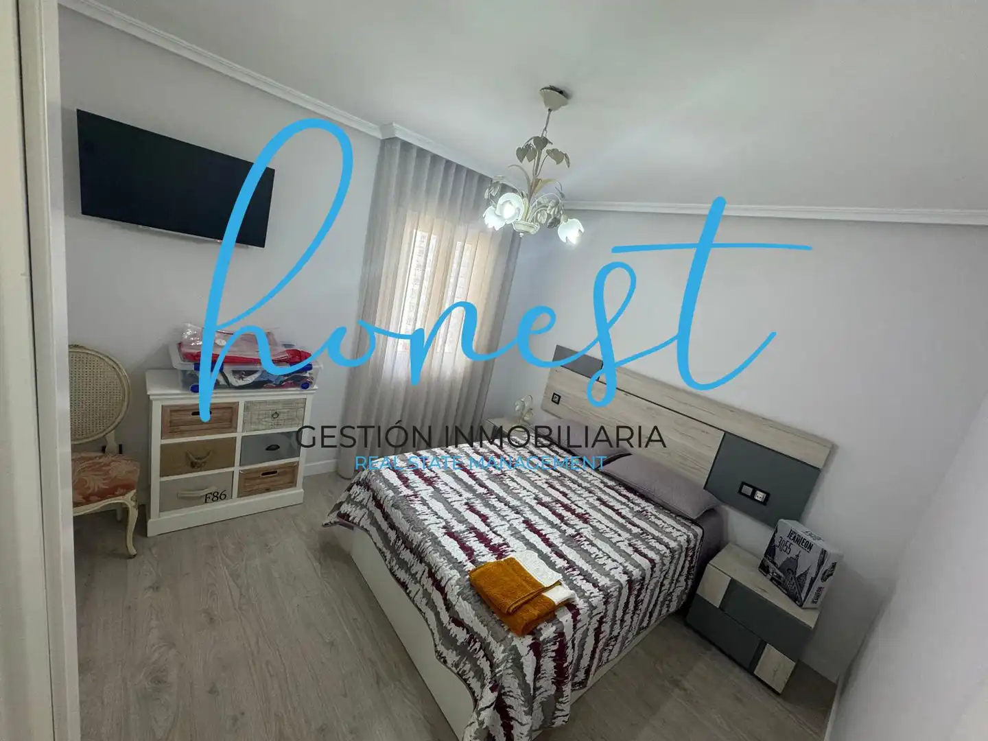 Habitación de Piso en venta en Torremolinos con Aire acondicionado, Terraza y Amueblado