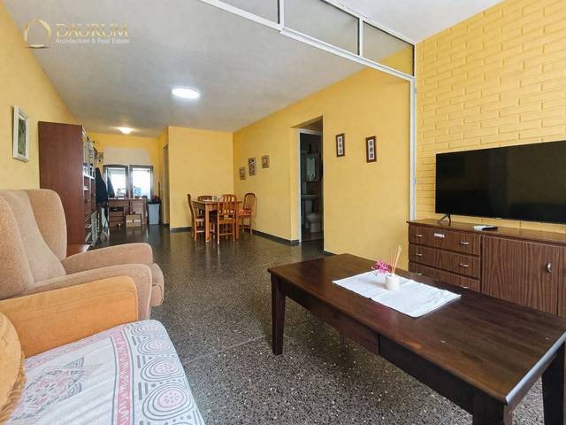 Piso en Venta en AVENIDA DE ANTONIO RAMOS CARRATALÁ, 28 en Juan XXIII