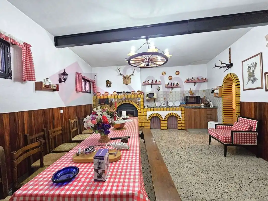 Casa o xalet en venda en Santa Engracia del Jubera amb Calefacció