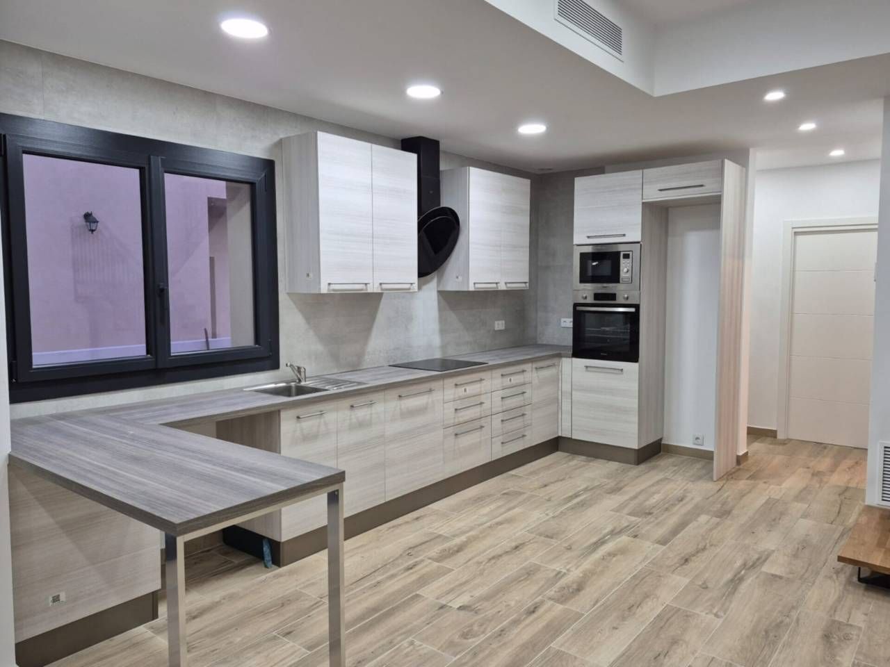 Kitchen of Single-family semi-detached for sale in Santa Eulàlia de Ronçana  with Air Conditioner, Heating and Private garden