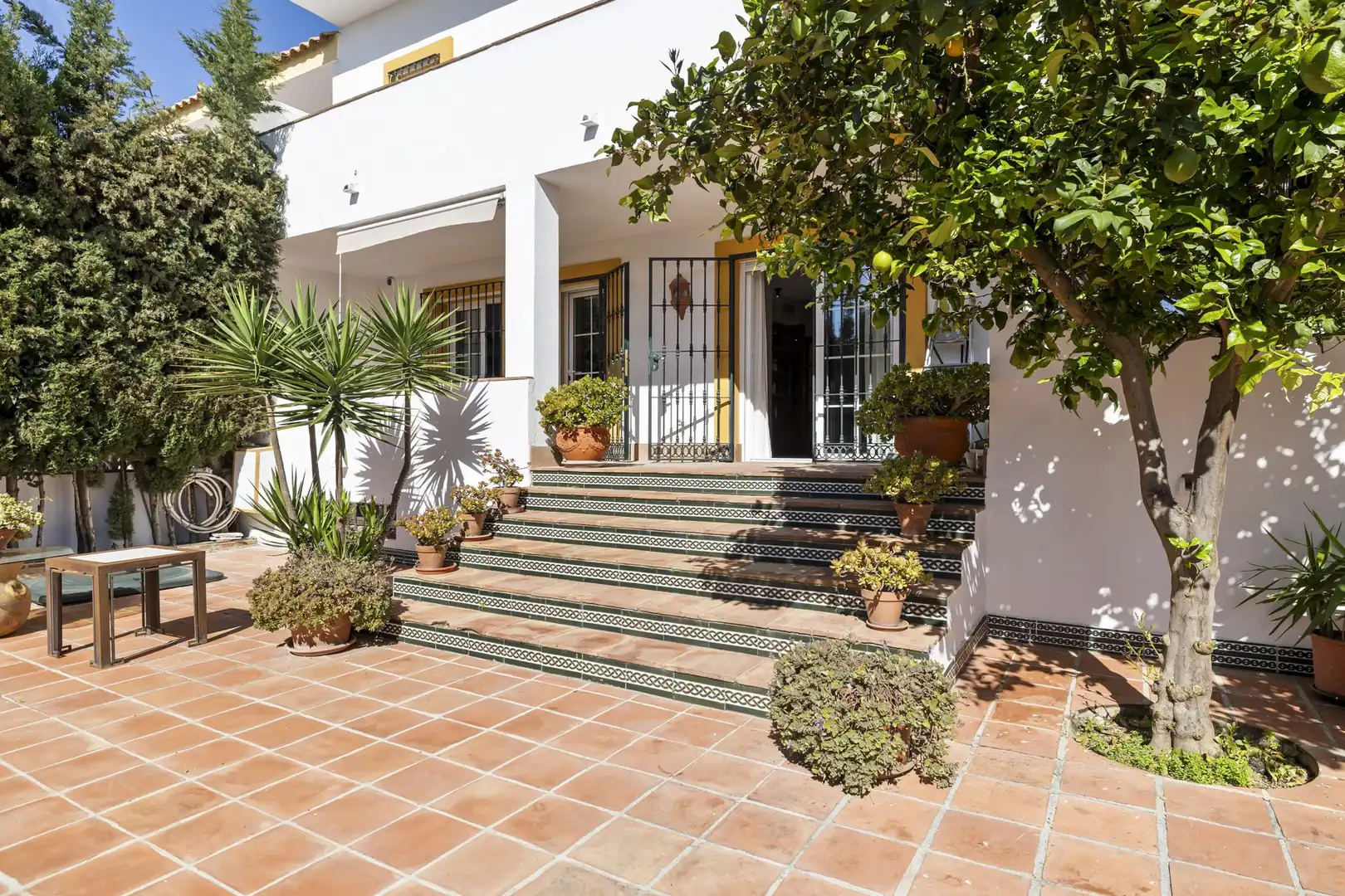 Jardín de Casa adosada en venta en Marbella con Aire acondicionado, Terraza y Piscina