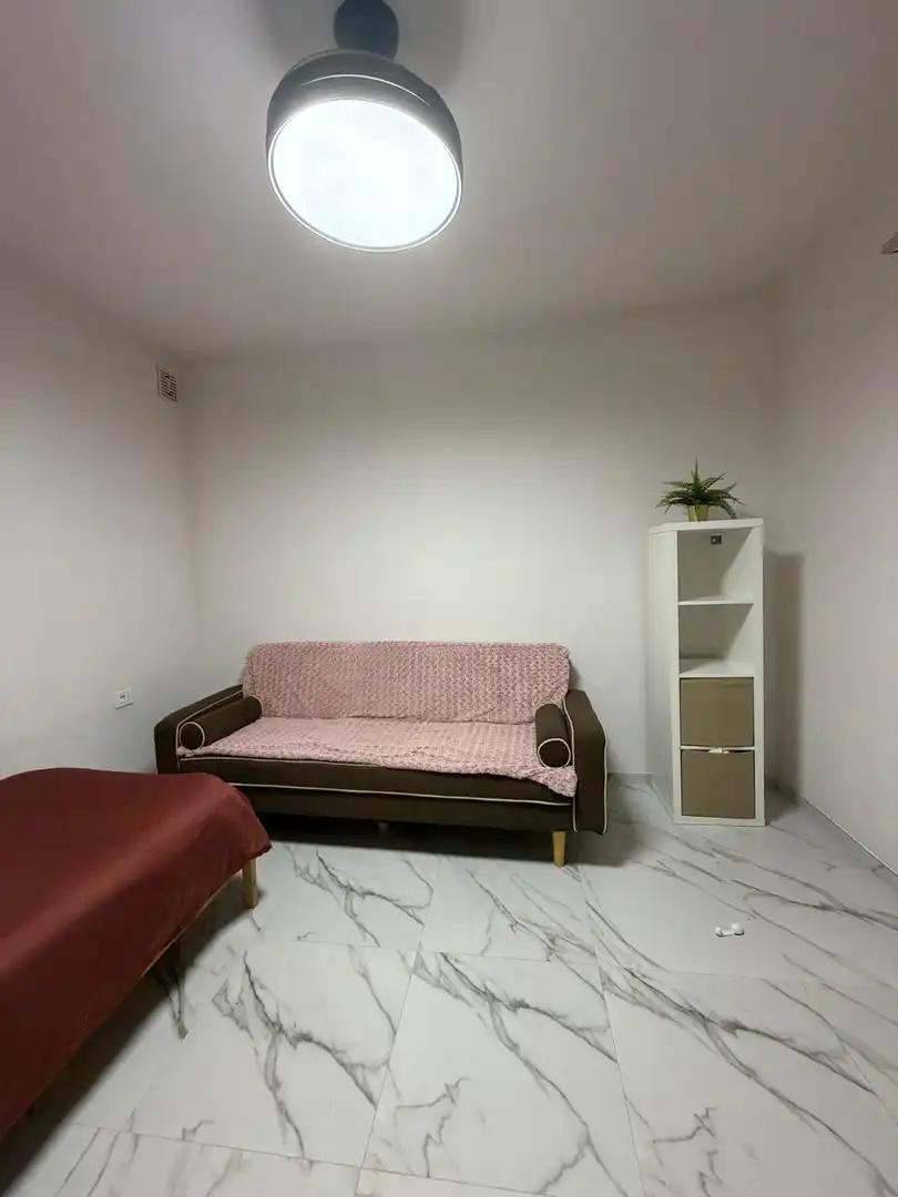 Dormitori de Apartament de lloguer en El Rosario amb Terrassa i Moblat