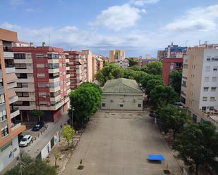 Exterior view of Flat for sale in  Valencia Capital