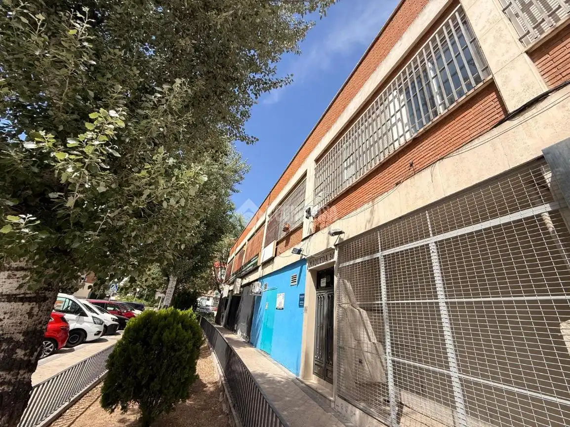 Exterior view of Study for sale in Madrid  with Air Conditioner, Alarm and Home automation