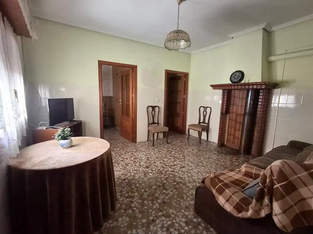 Sala d'estar de Casa o xalet en venda en La Roda amb Traster