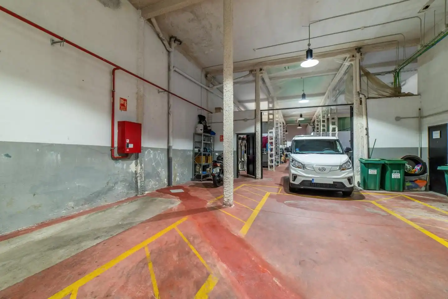 Parking of Commercial properties for rent in Madrid