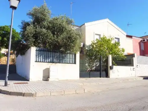 Casa amb jardí en venda a Sanlúcar la Mayor, imagen 24