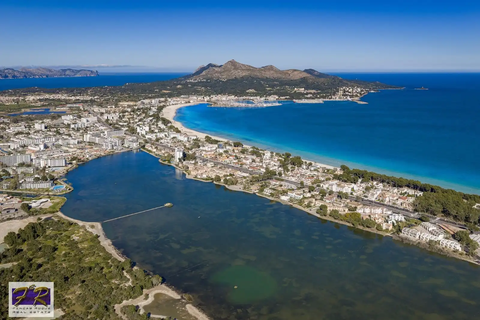 Exterior view of Houses for sale in Alcúdia  with Air Conditioner, Terrace and Swimming Pool