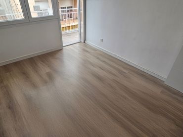Pis amb balcó en venda a Cerdanyola