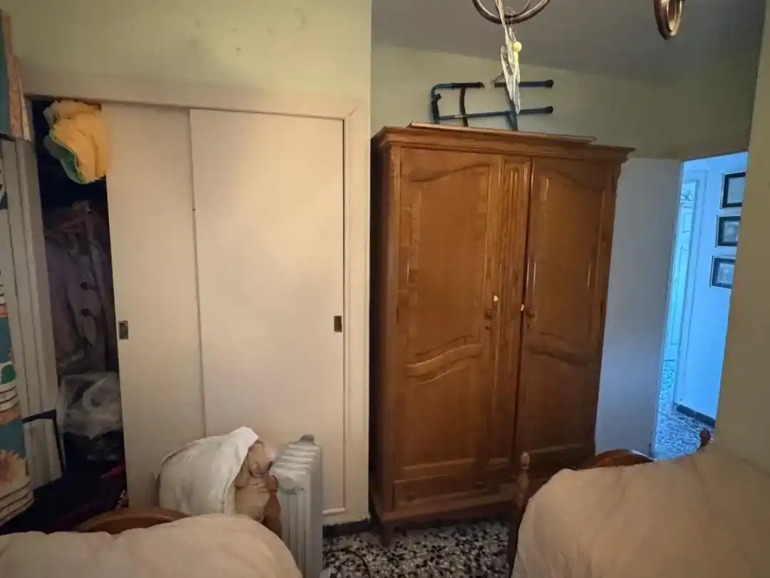 Dormitori de Pis en venda en Alzira amb Moblat i Balcó