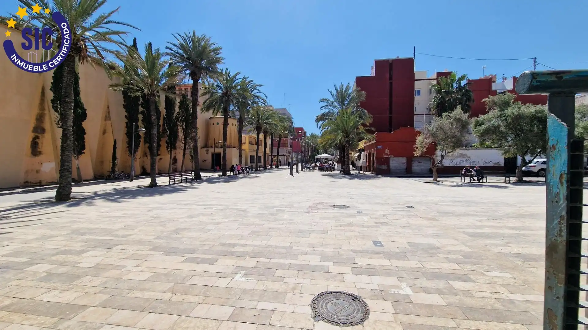 Exterior view of Commercial properties for sale in Valencia