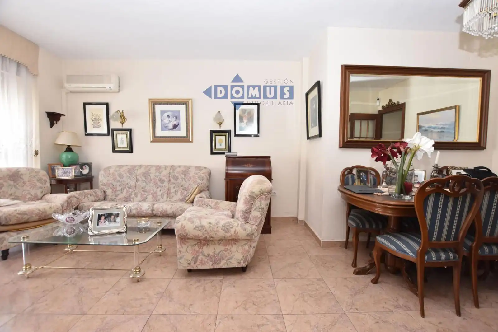 Living room of Flat for sale in Ronda  with Air Conditioner, Heating and Terrace