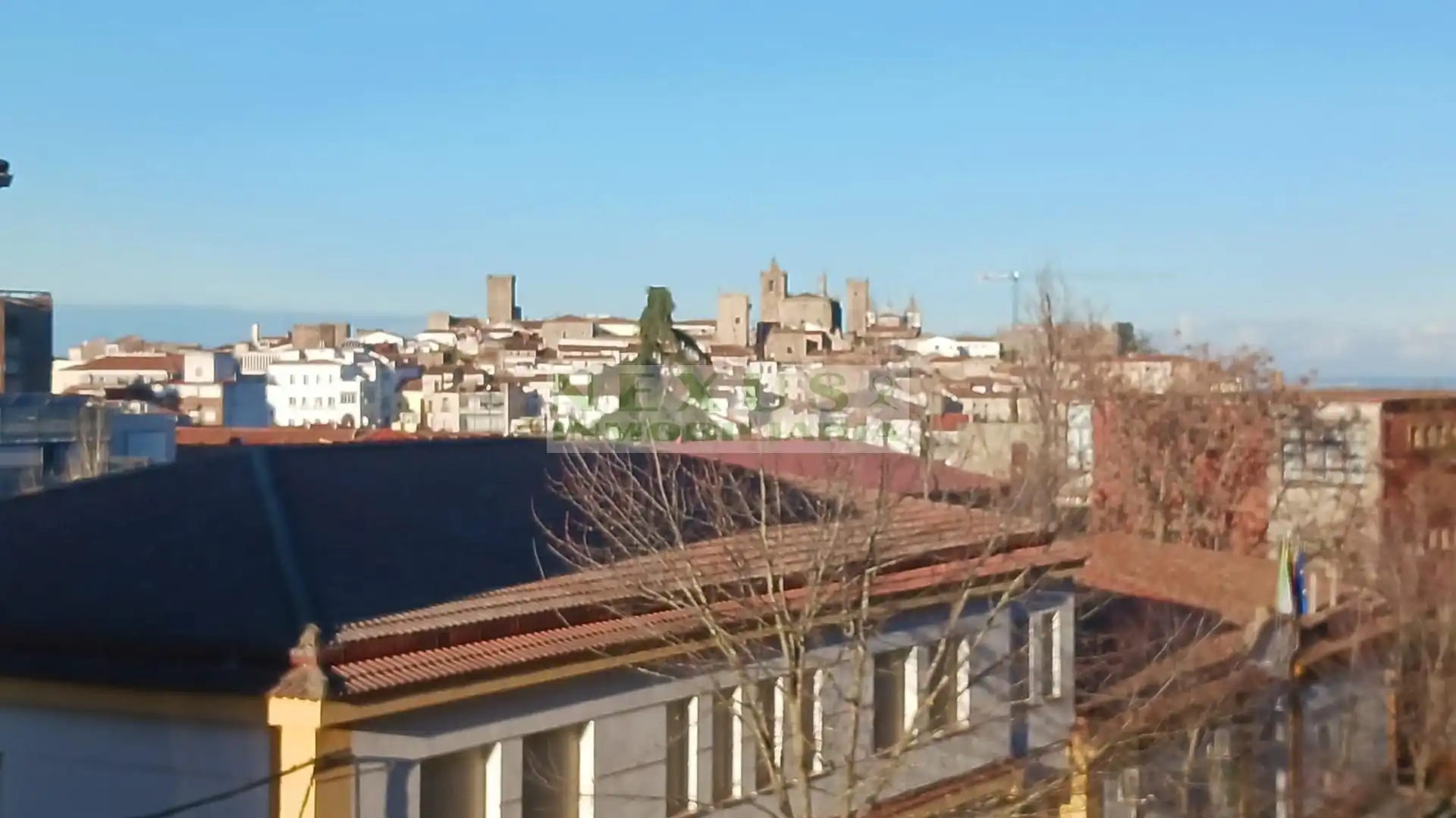 Außenansicht von Wohnung zum Verkauf in Cáceres mit Terrasse und Möbliert