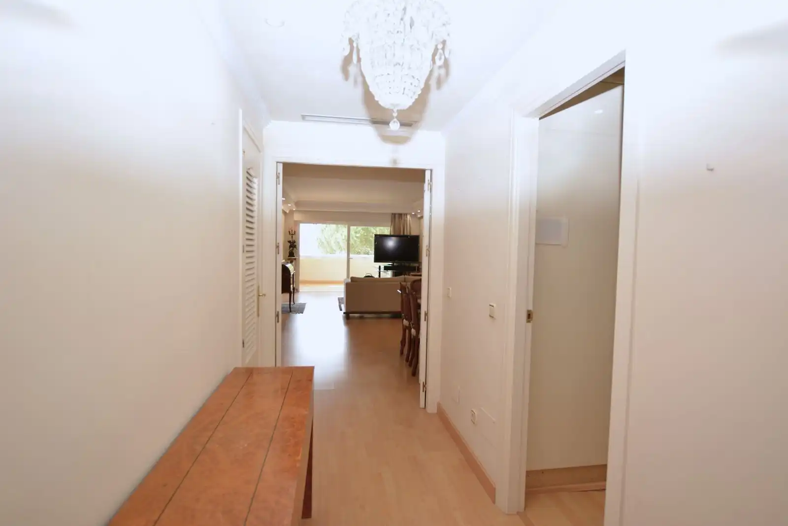 Apartamento en venta en Marbella con Terraza, Trastero y Amueblado