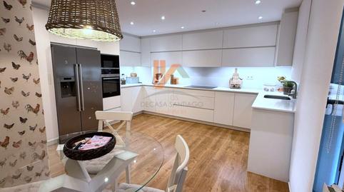 Foto 4 de Casa adosada en venda a Rua Merlo, Castiñeiriño - Cruceiro de Sar, Santiago de Compostela