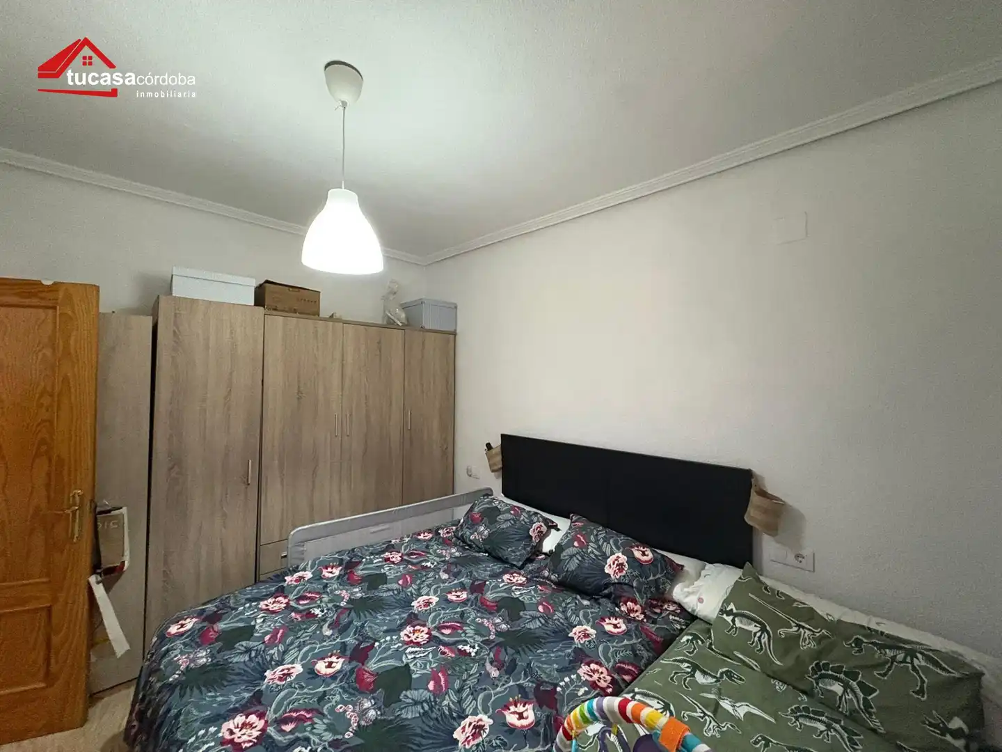 Bedroom of Houses for sale in Córdoba  with Air Conditioner and Terrace