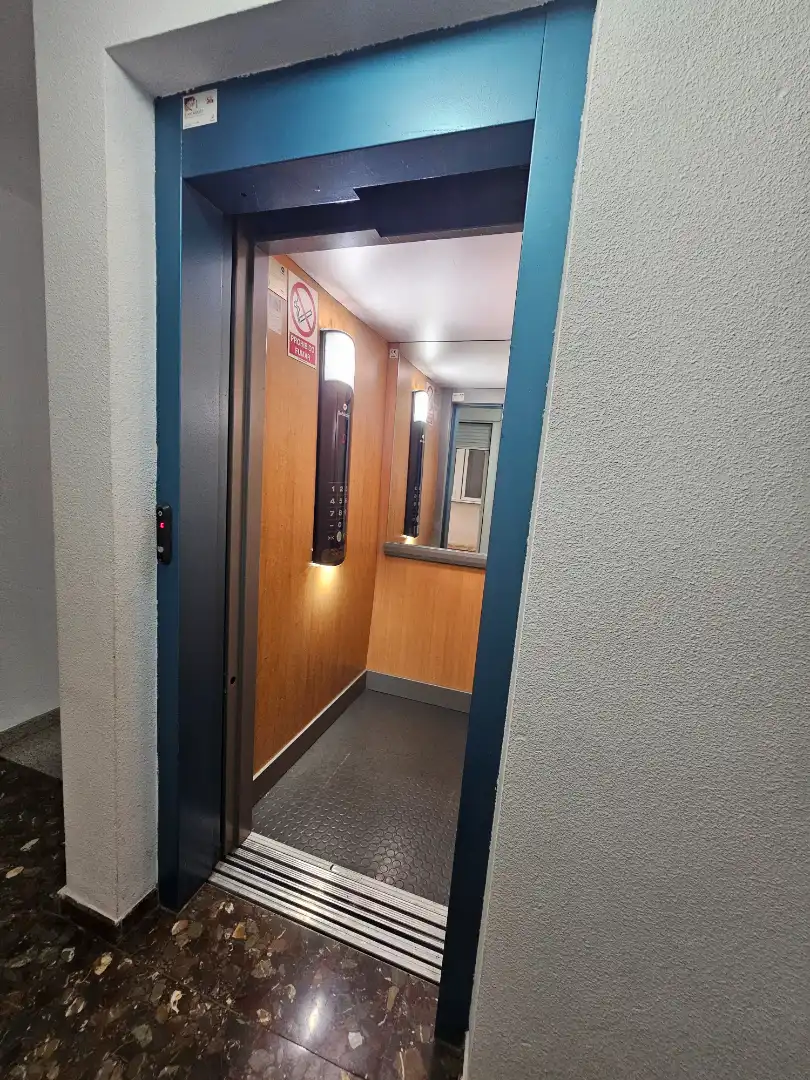Pis en venda en Churriana de la Vega amb Calefacció, Moblat i Forn