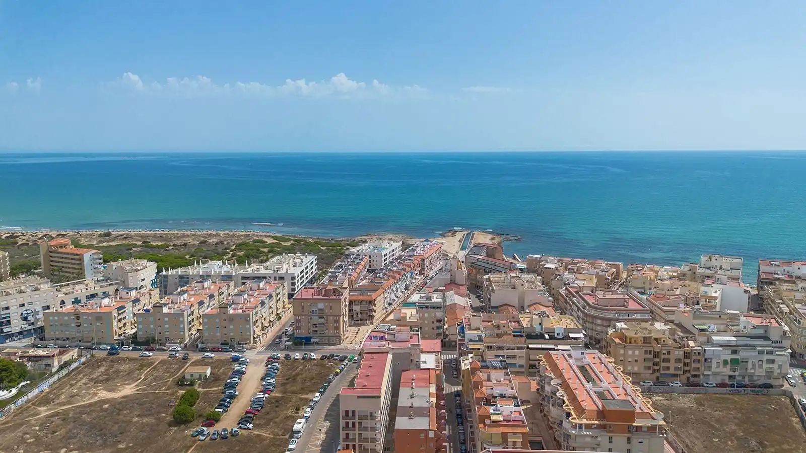 Außenansicht von Dachboden zum Verkauf in Torrevieja mit Terrasse