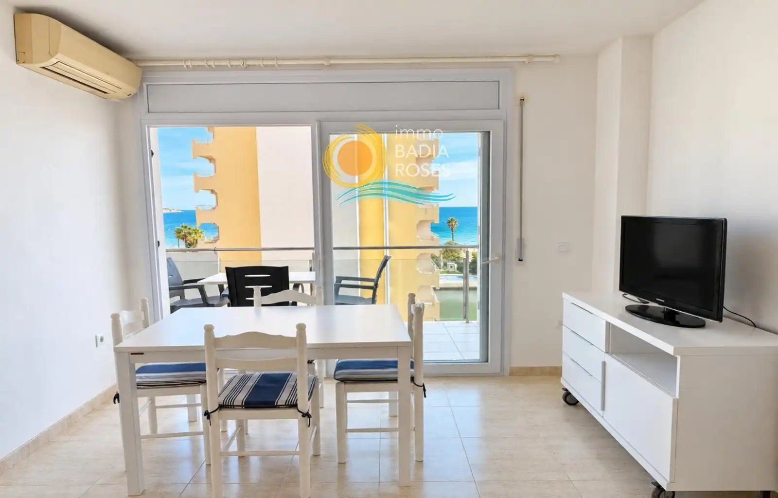 Flat with terrace for sale in DE LA GOLA DE L'ESTANY 5, imagen 11