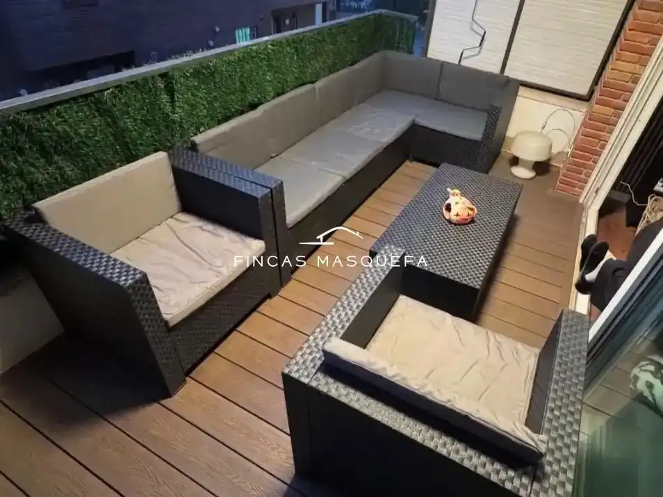 Casa a schiera in vendita a Carrer Lluís Llobregat 1, imagen 6
