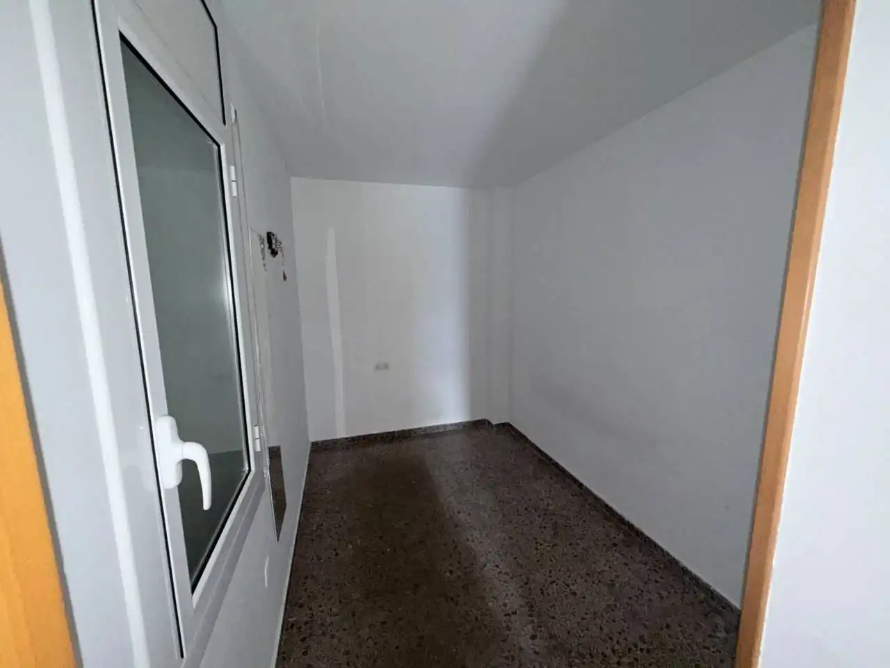 Piso en venta en Terrassa con Parquet y Balcón
