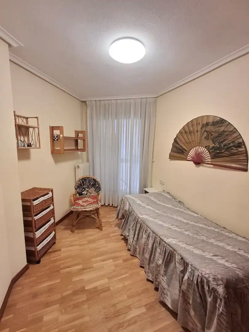 Flat with lift for sale in Calle Ingenieros Pino y Amorena 13, imagen 9