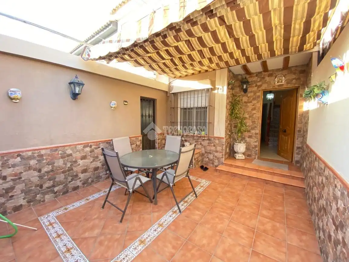 Casa adosada en venta en Centro - Doña Mercedes