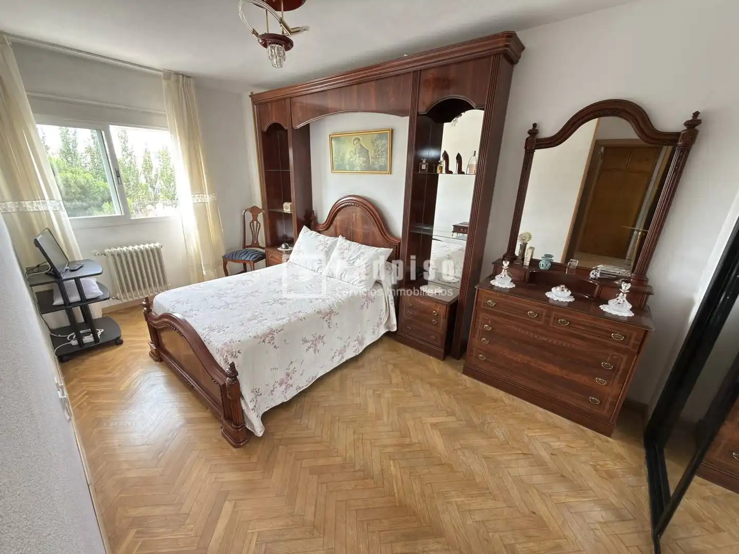 Habitación de Piso en venta en Madrid con Aire acondicionado, Calefacción y Jardín privado