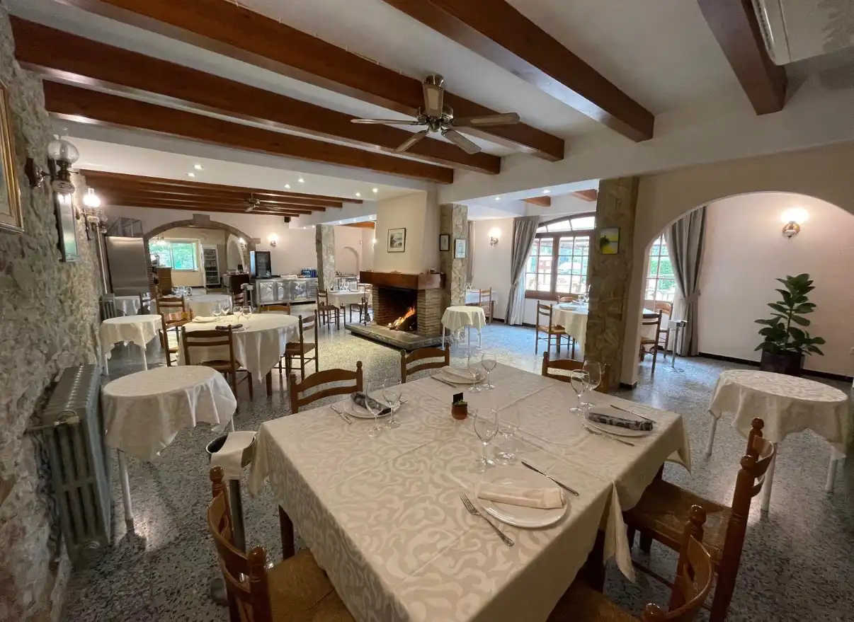 Detached house with pool for sale in Carretera de la Gola 160, imagen 17
