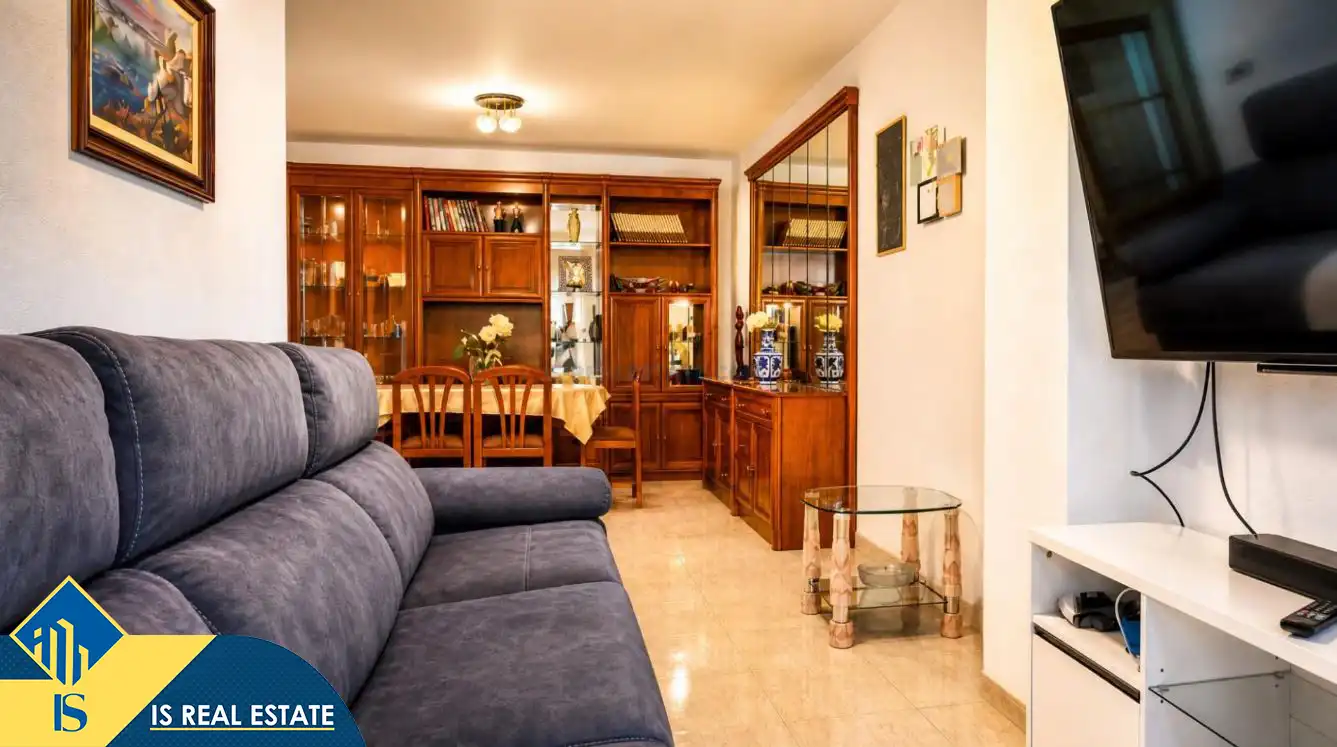 Sala d'estar de Apartament en venda en Alicante / Alacant amb Calefacció, Terrassa i Moblat