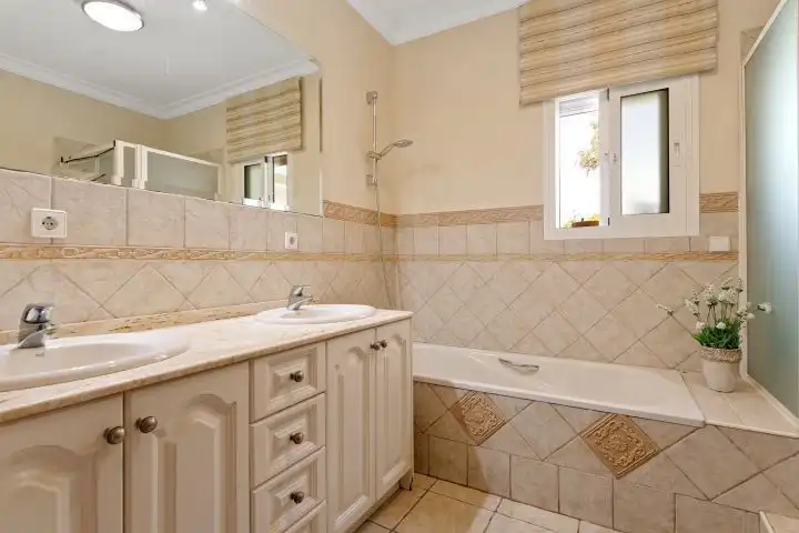 Casa amb piscina en venda a Istán, imagen 16