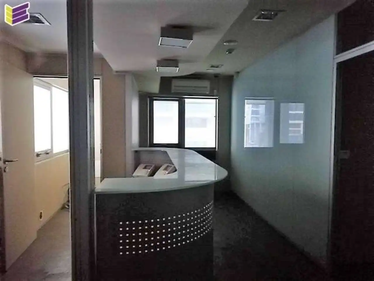 Office for sale in Navia