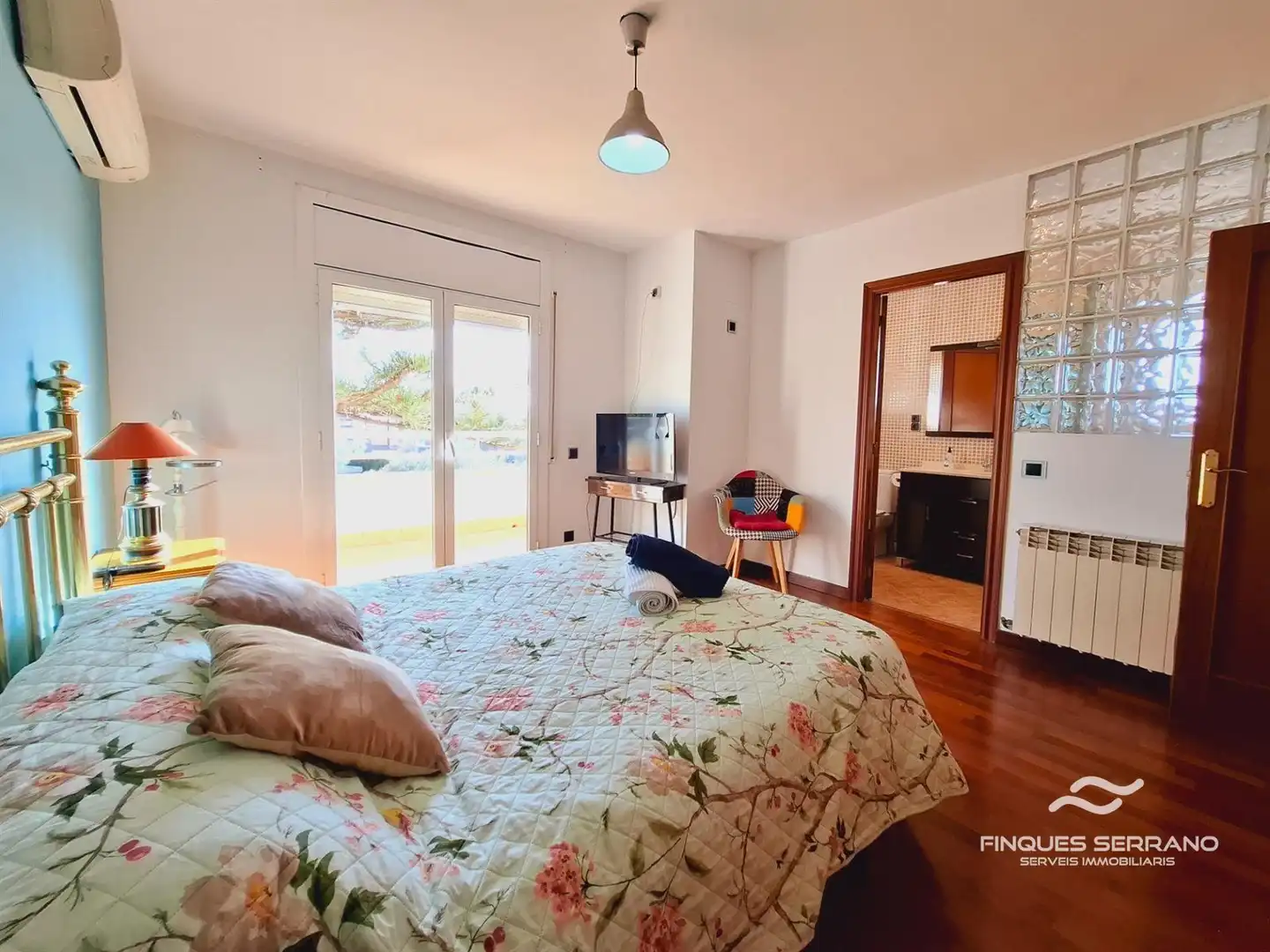 Habitación de Casa adosada en venta en Calafell con Calefacción, Terraza y Piscina