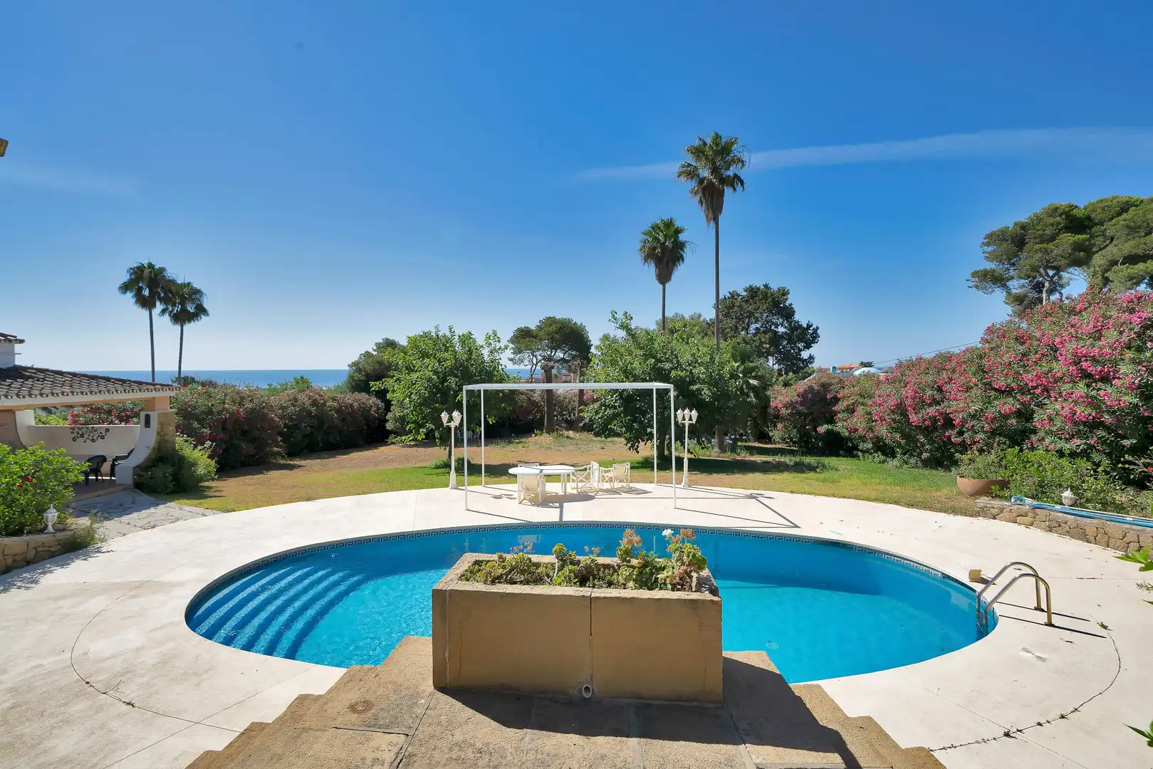Villa con piscina in vendita a 18 Avenida del Fuego, imagen 47