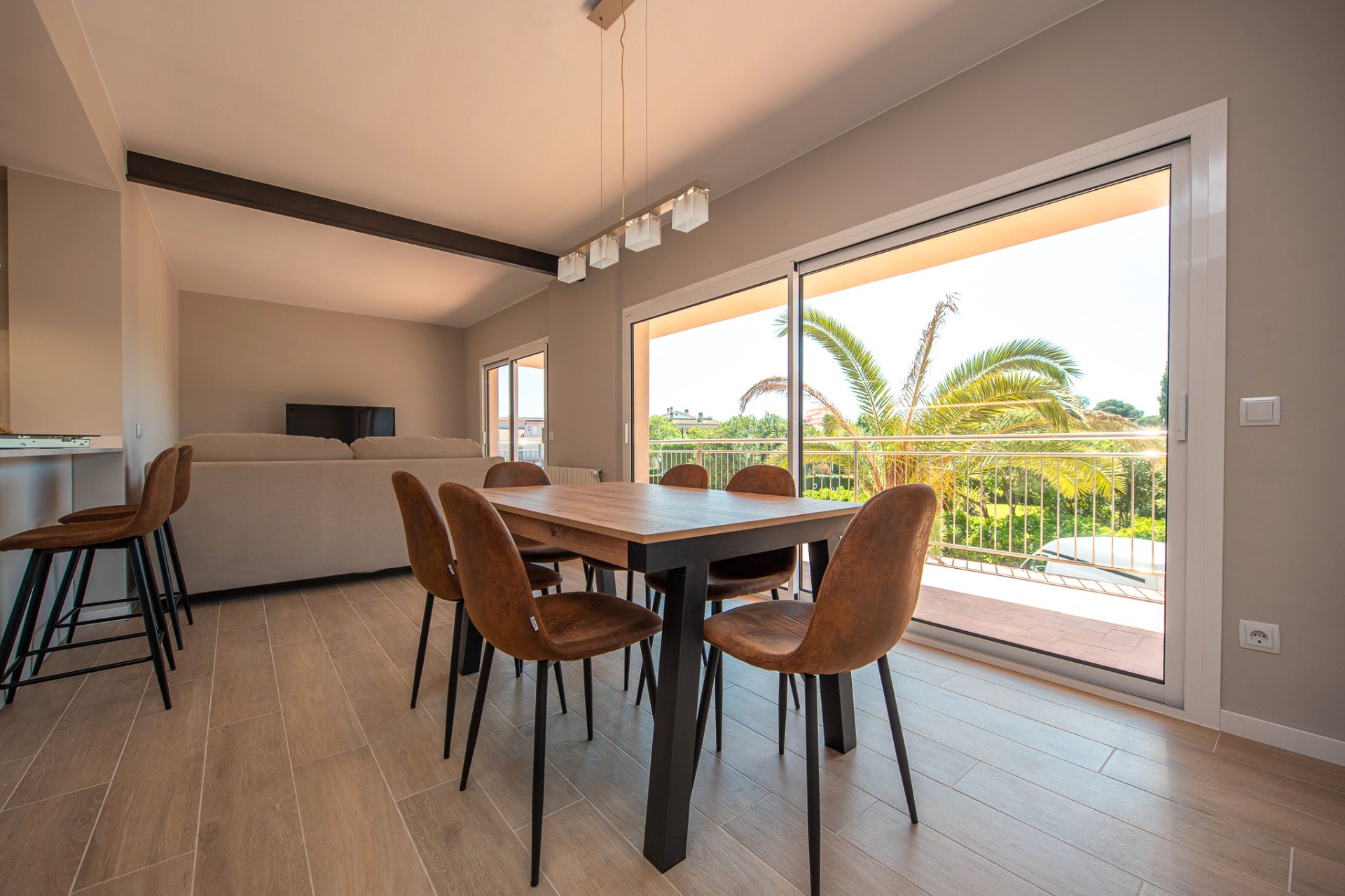 Dining room of Flat to rent in Sant Feliu de Guíxols  with Air Conditioner, Heating and Parquet flooring