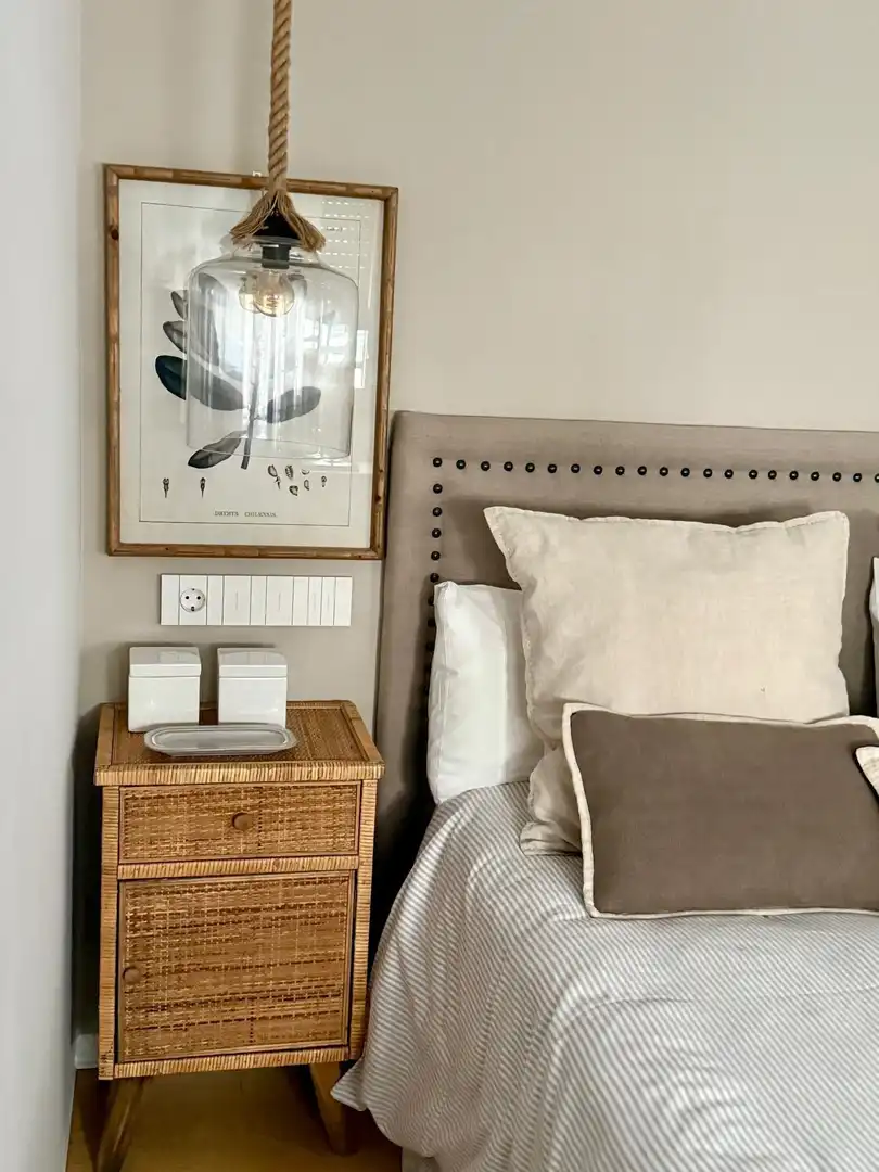 Habitación de Apartamento de alquiler en León Capital  con Calefacción, Parquet y Amueblado