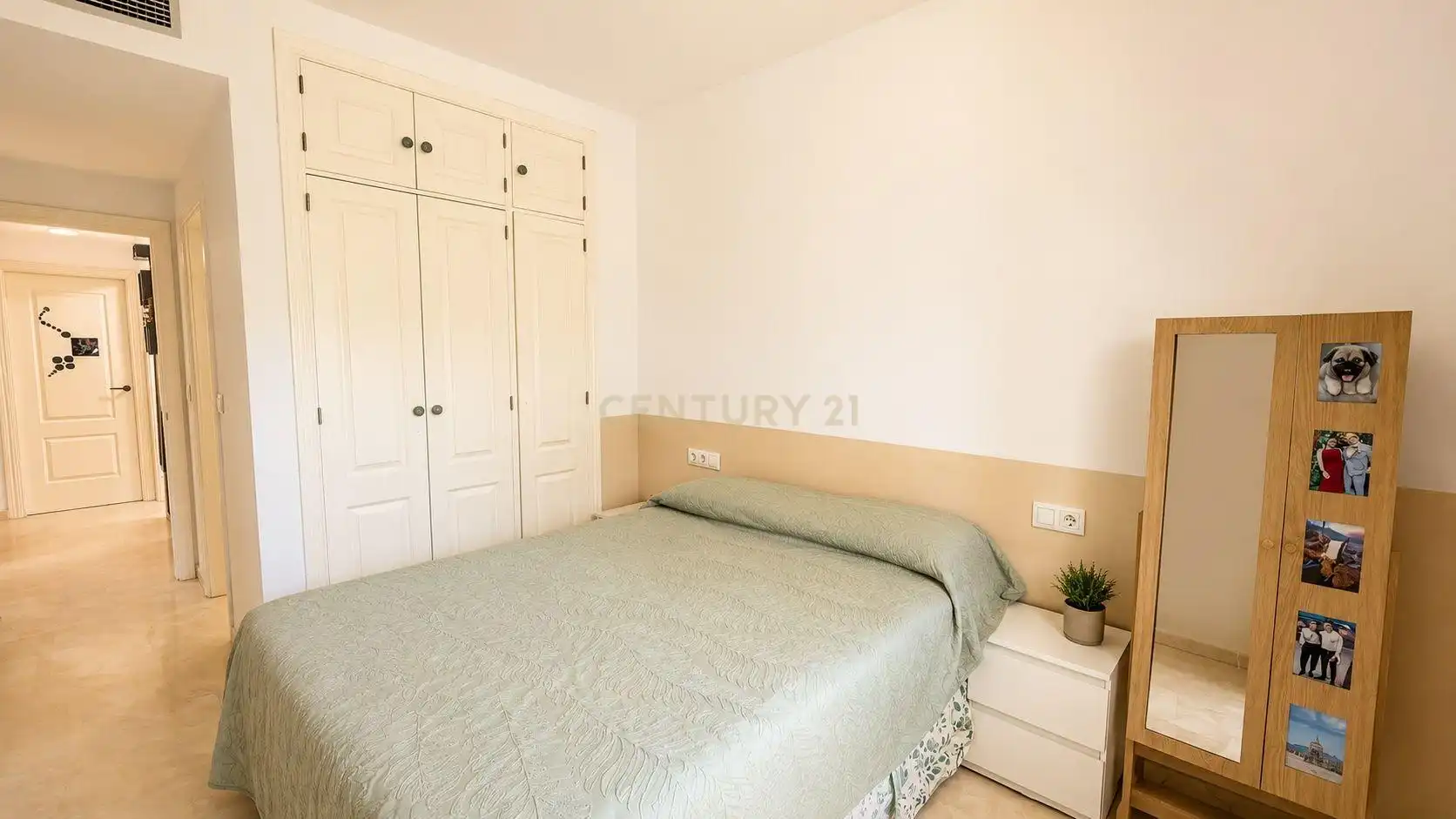 Habitación de Apartamento en venta en Mijas con Jardín privado, Trastero y Piscina comunitaria