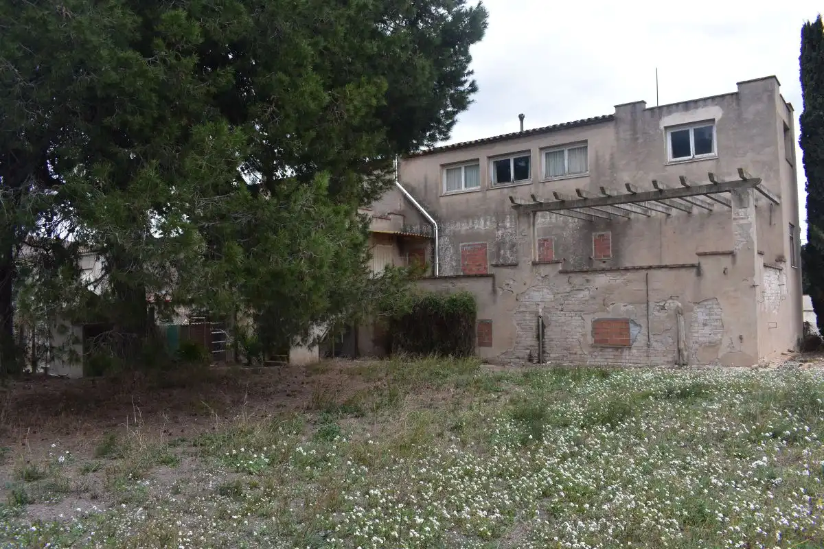 Casa amb terrassa en venda a Bellcaire d'Empordà