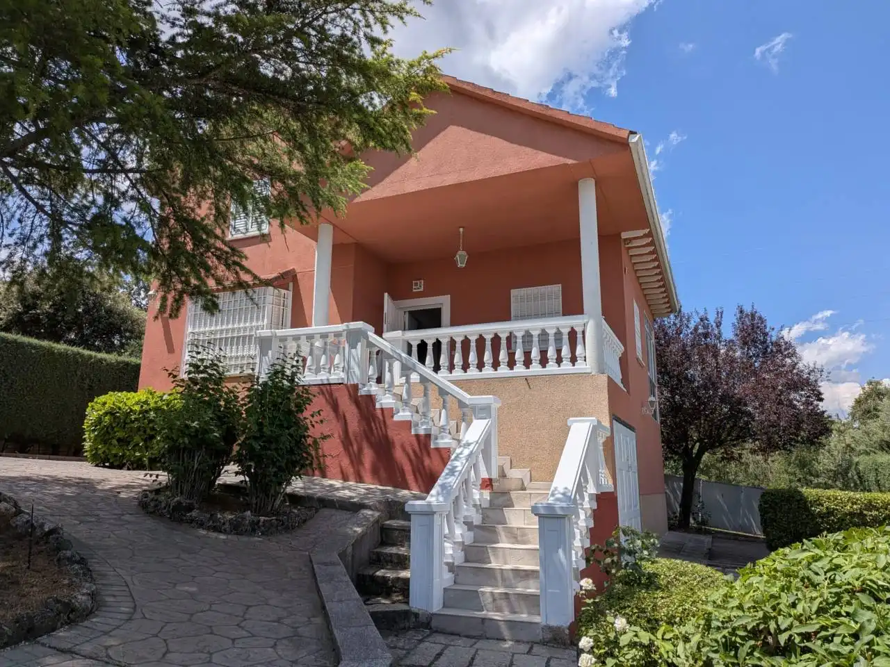 House with garden for sale in Calle Dehesa