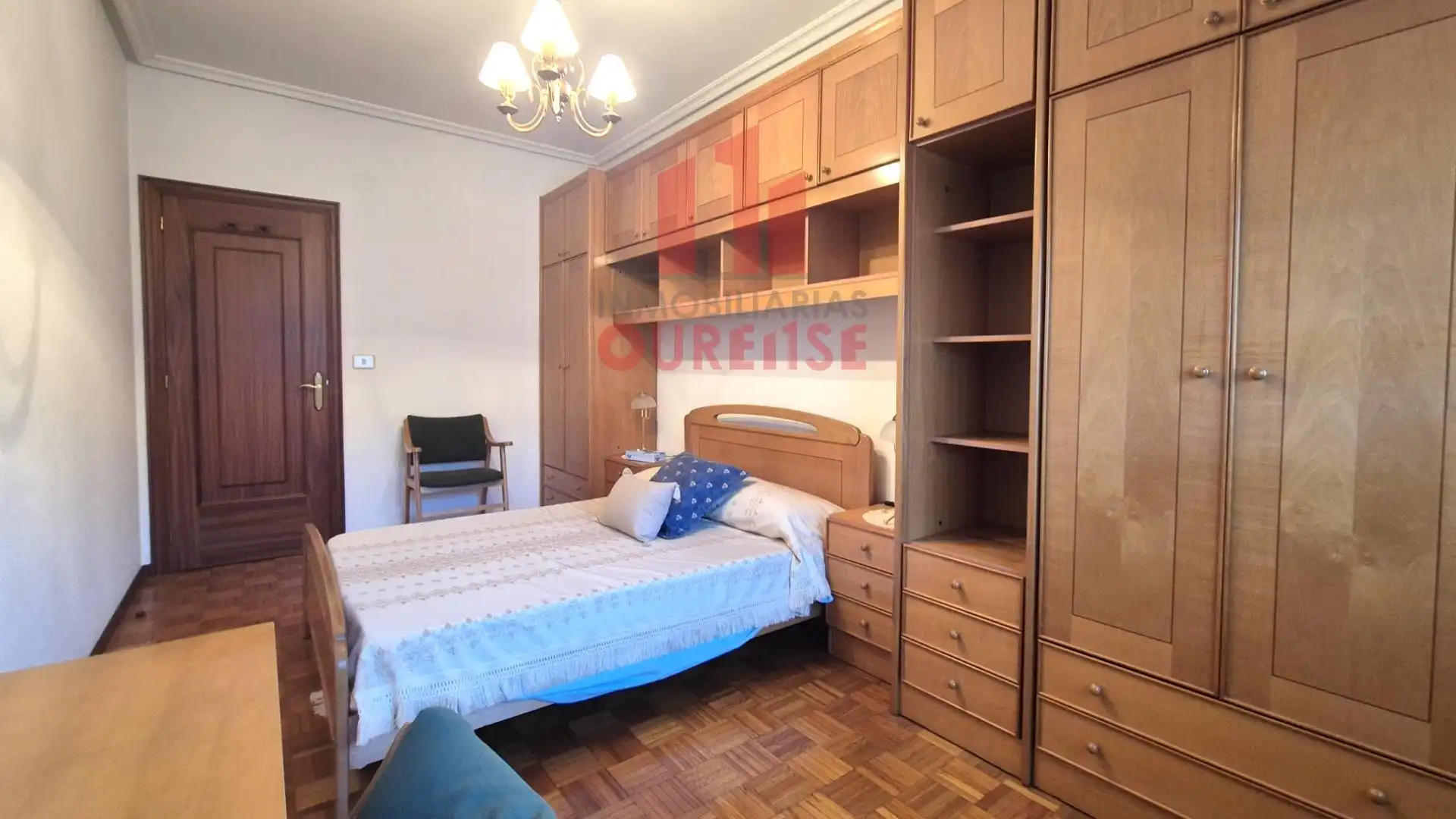 Piso de alquiler en Couto