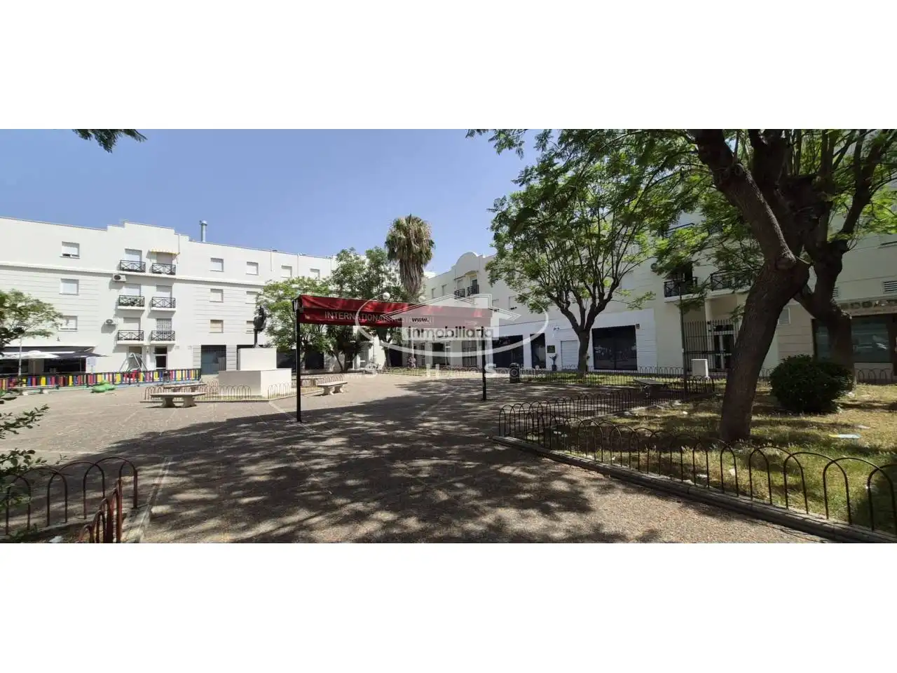 Vista exterior de Local de lloguer en Sanlúcar de Barrameda amb Aire condicionat
