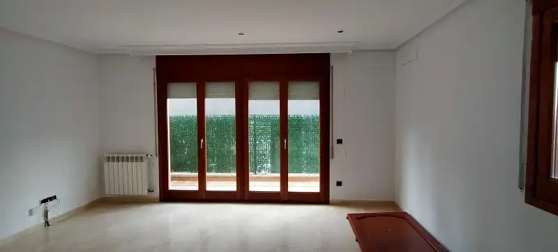 Adosado en venta en Carrer Isaac Albéniz, imagen 2