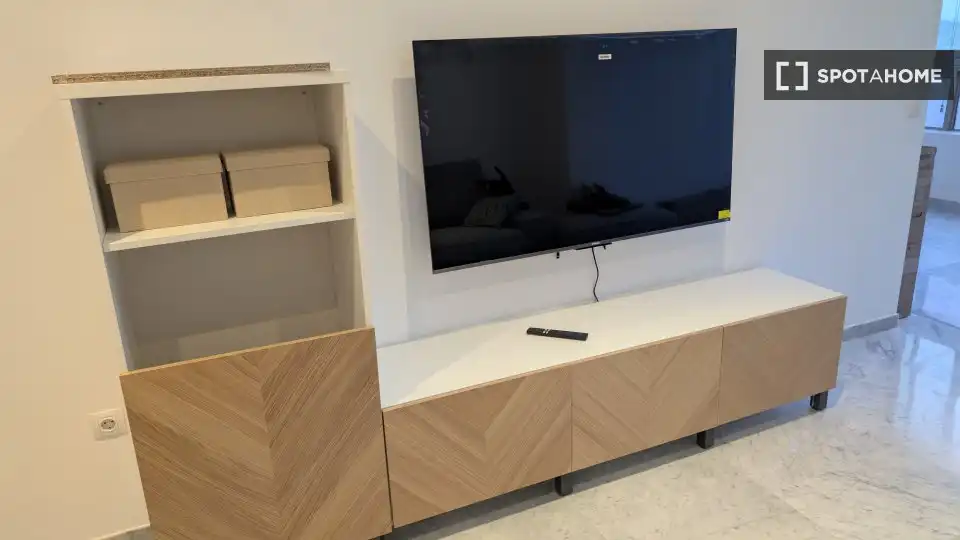 Sala d'estar de Apartament per a compartir en Benidorm amb Aire condicionat, Terrassa i Moblat