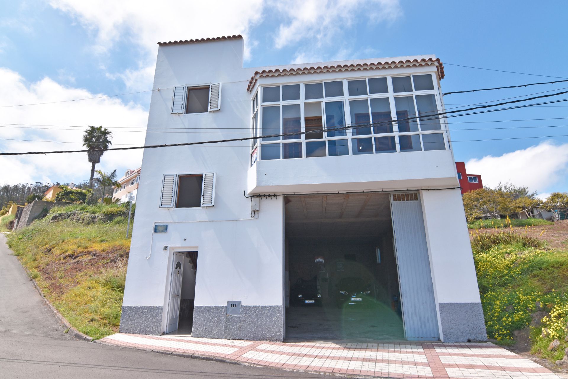 Vista exterior de Casa o xalet en venda en Firgas amb Jardí privat, Terrassa i Traster
