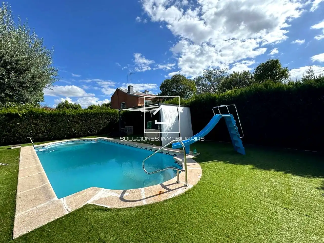 Swimming pool of Houses for sale in Rivas-Vaciamadrid  with Air Conditioner, Private garden and Terrace