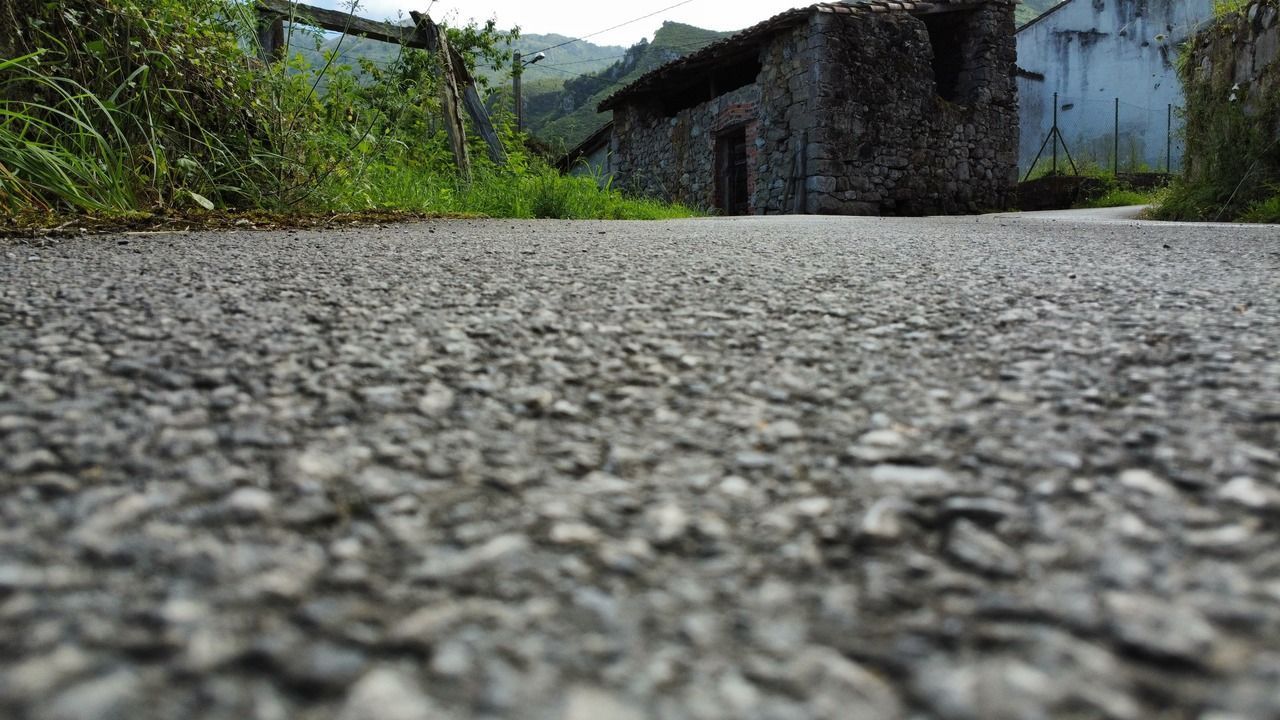 Vista exterior de Casa o xalet en venda en Llanes amb Jardí privat