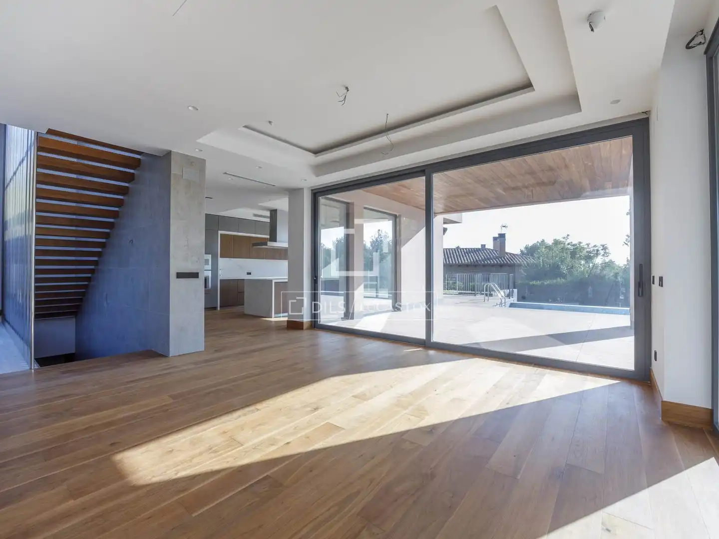 Sala d'estar de Casa o xalet en venda en Sagunto / Sagunt amb Aire condicionat, Calefacció i Jardí privat