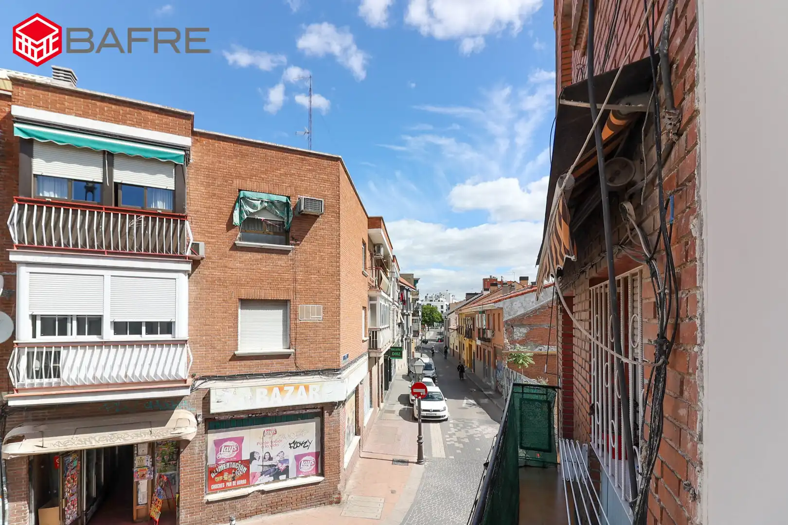Vista exterior de Local en venda en Madrid