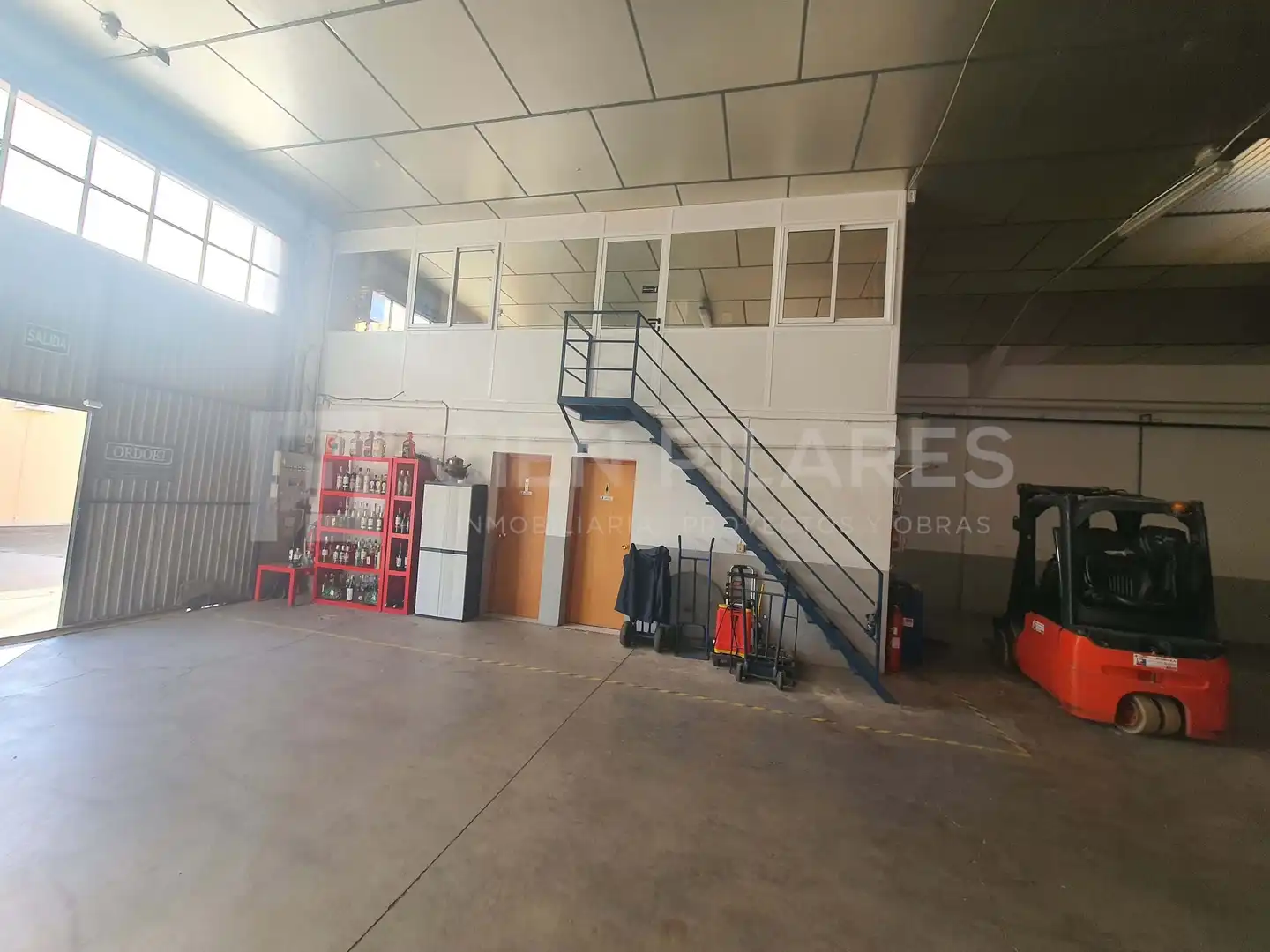 Industrial building for sale in CARRETERA DE LA HERMITA, imagen 2