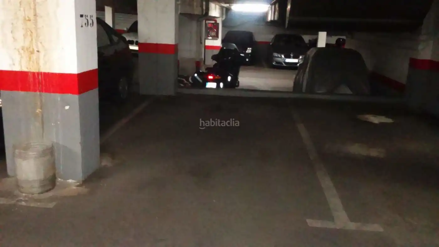 Einzelparkplatz zum Verkauf in Calle de la Marroquina 16